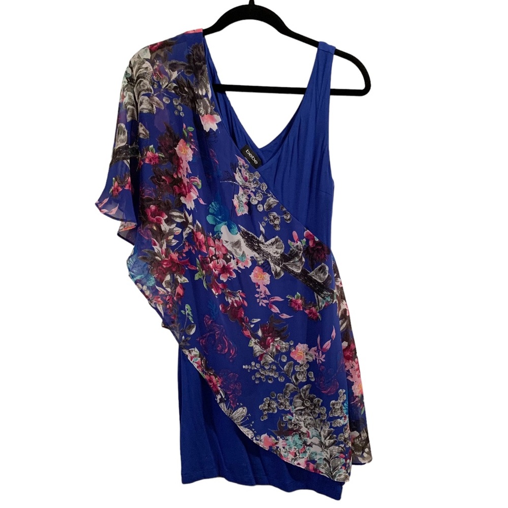 Bebe Asymmetrical Flutter Sleeve Printed Dress (M, Blue/Floral)